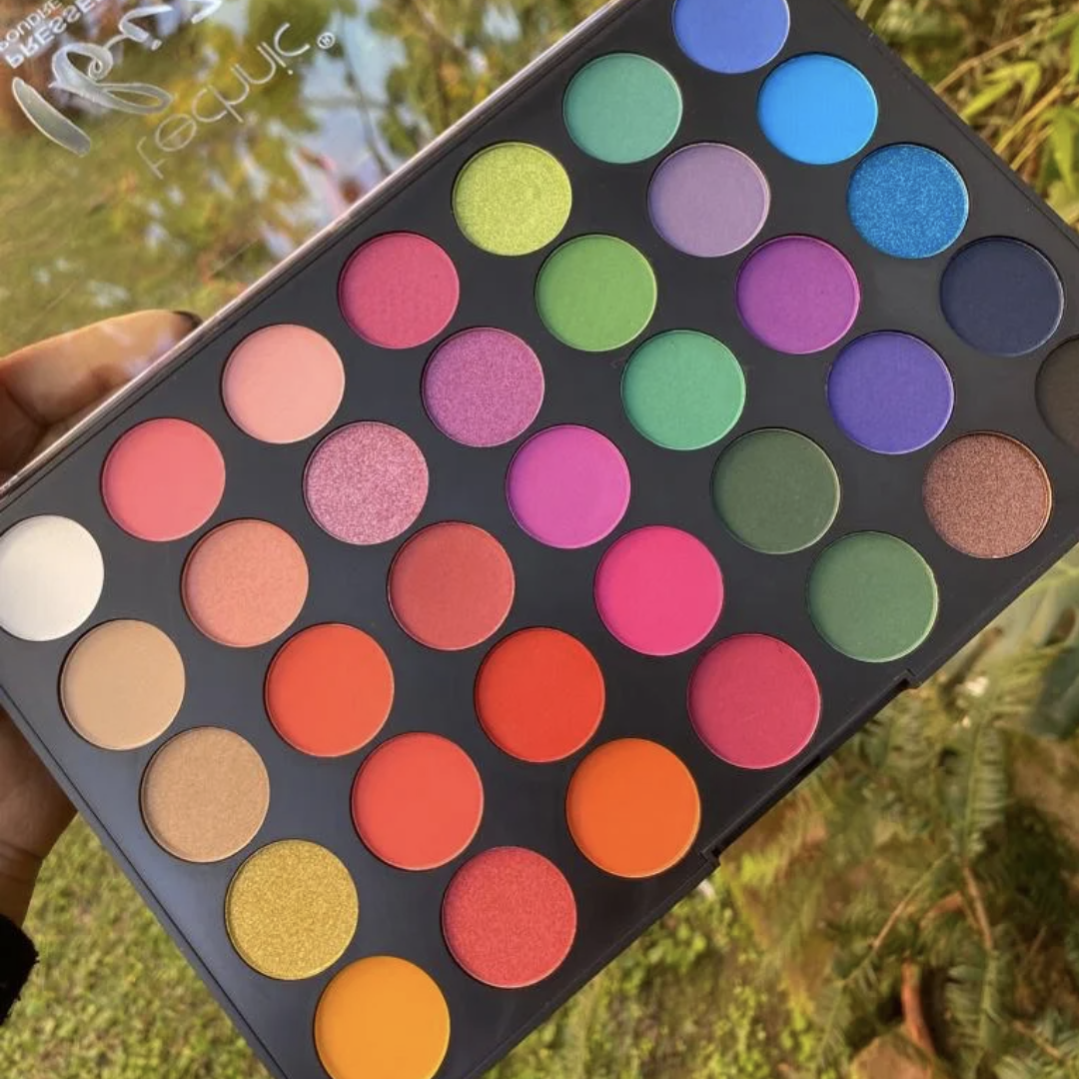 Technic Pressed Pigments Eyeshadow Palette