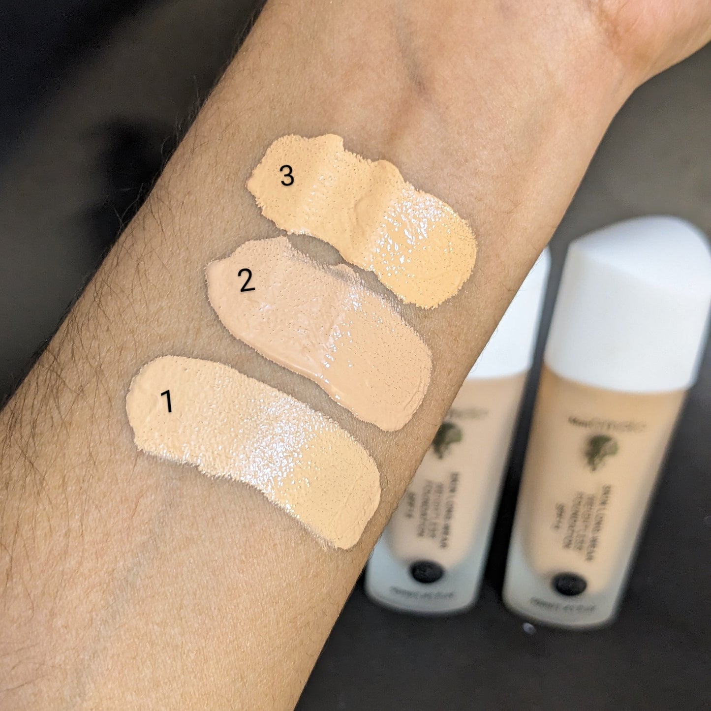 Emelie Long-wear Foundation