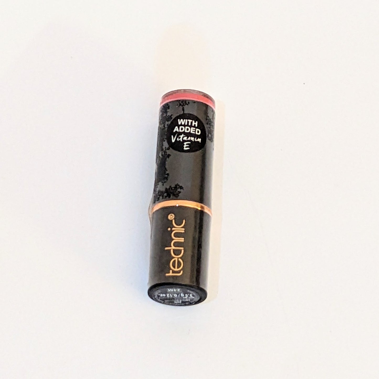 Free Glossy Lipstick π