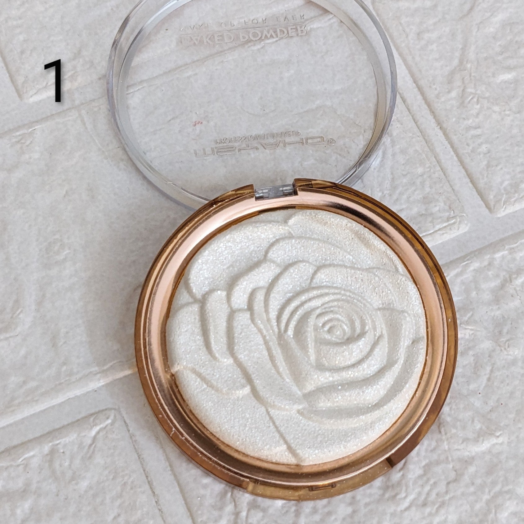 Baked Flower Highlighter