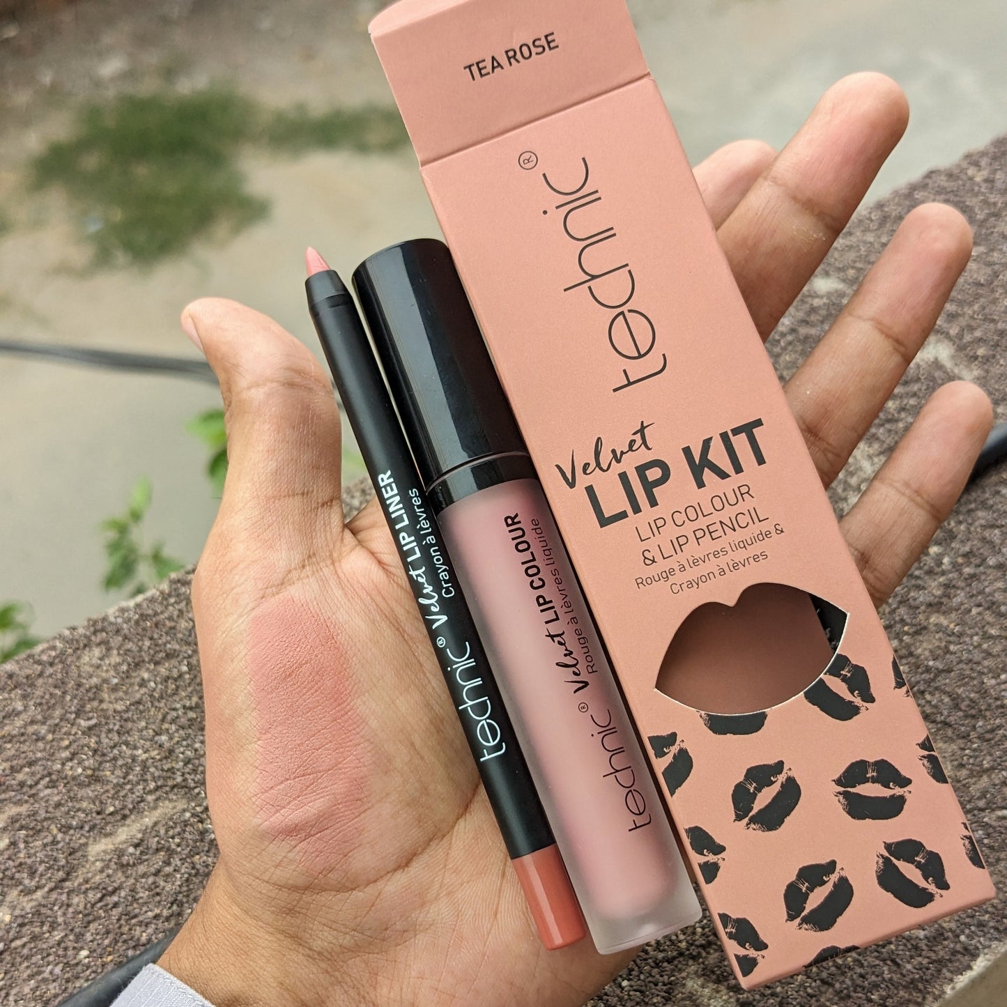 Technic Velvet Lip Kit