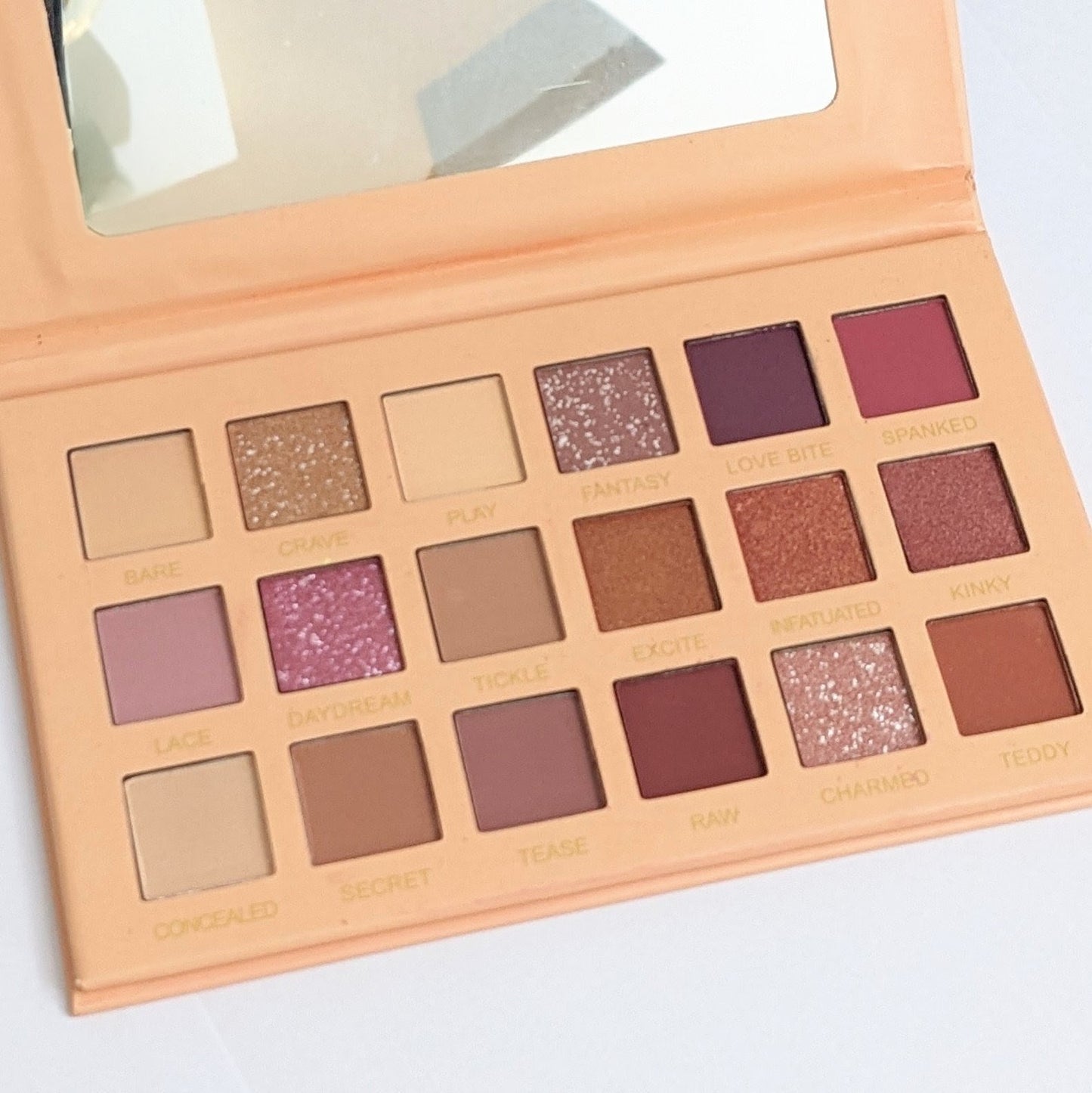 Huda Nude Eyeshadow Palette