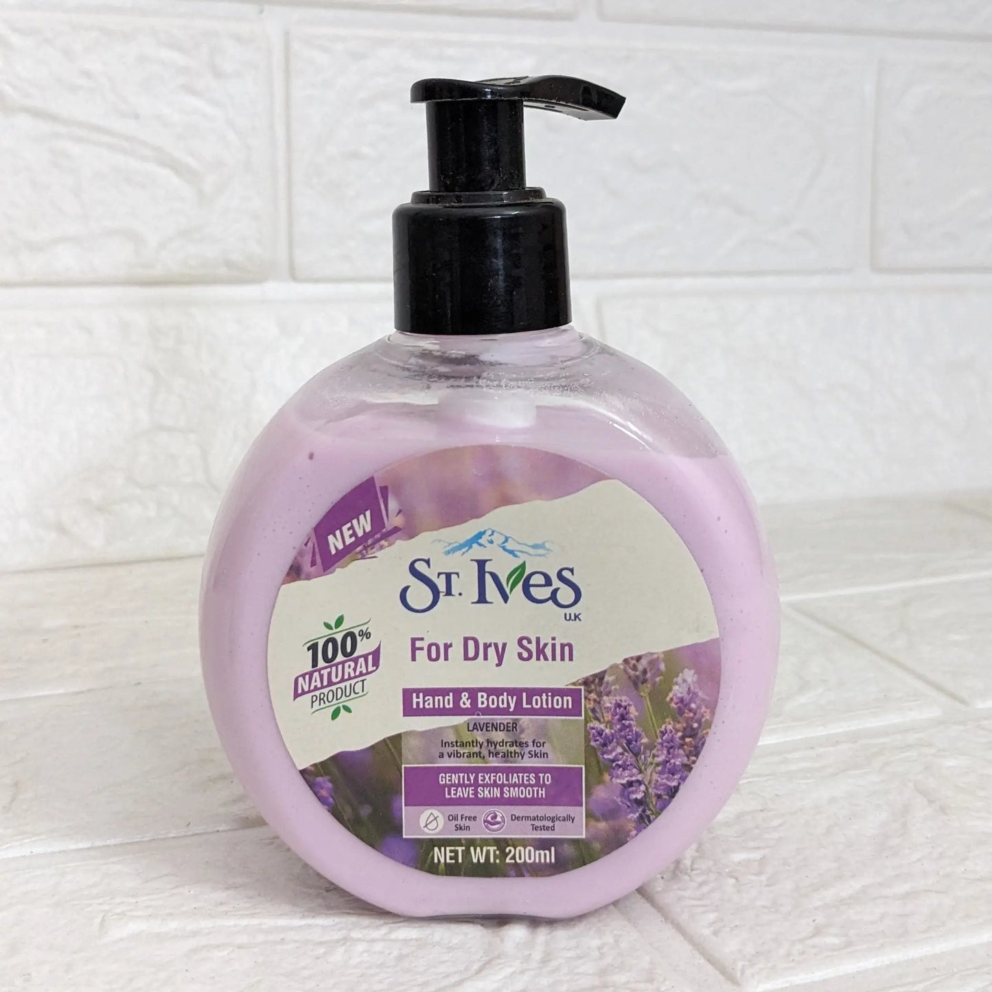 ST. Ives Hand & Body Lotion