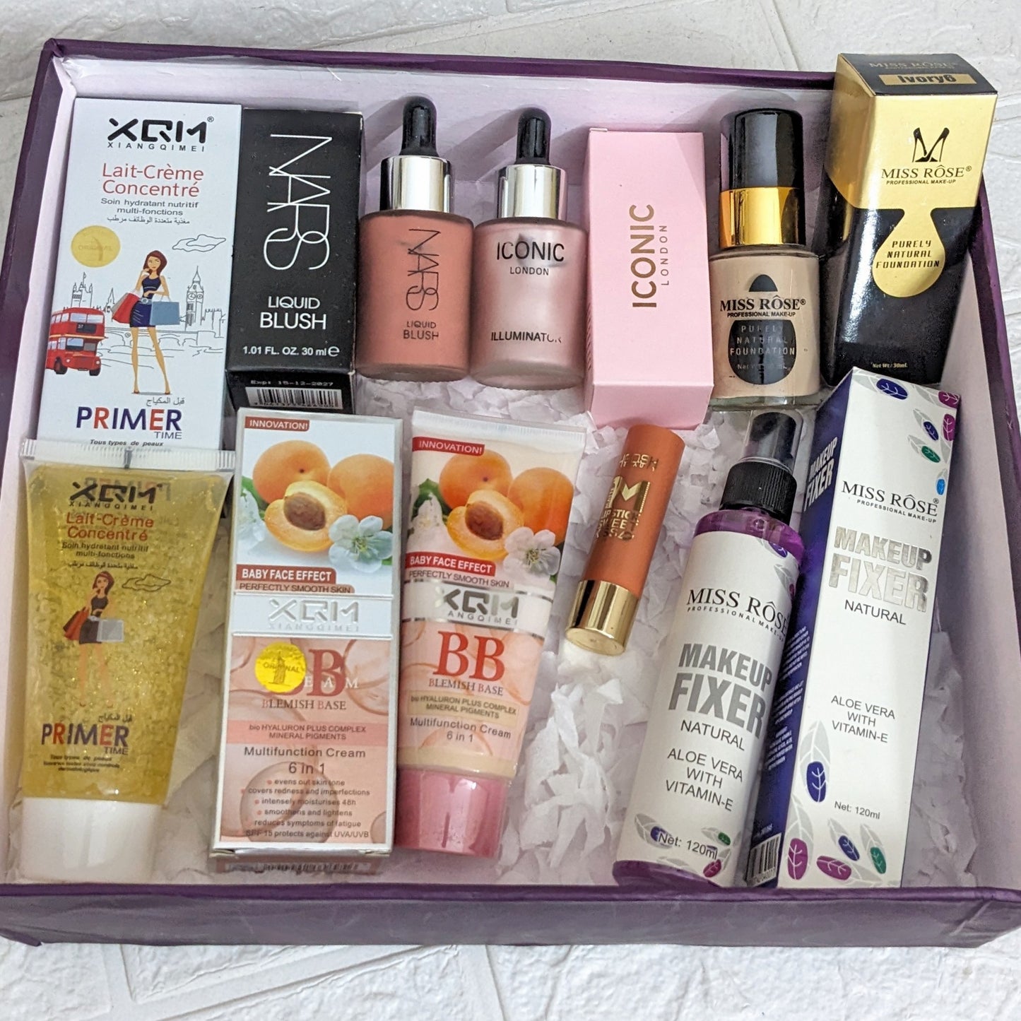 2000 Makeup Deal with Free Delivery